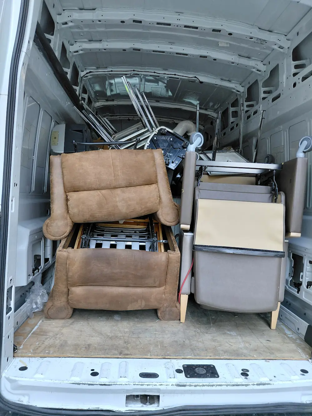 Commercial junk and unwanted items removed from Fred Hutch in Seattle by TYMLI Removal Services